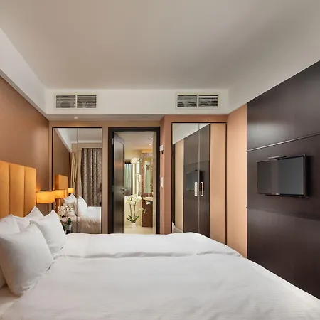 Hotell Verdi Aquincum 4*